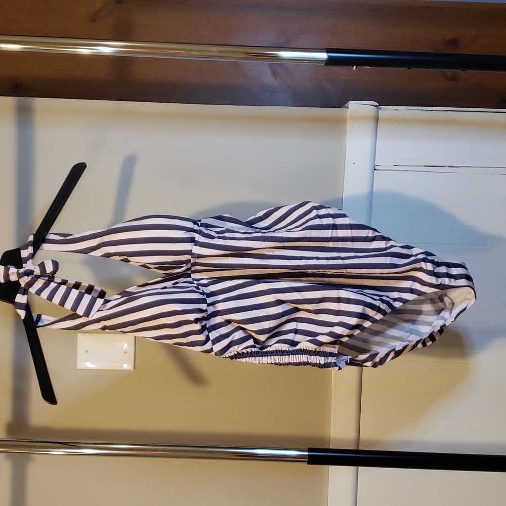 Motherhood Maternity size 1x swimsuit